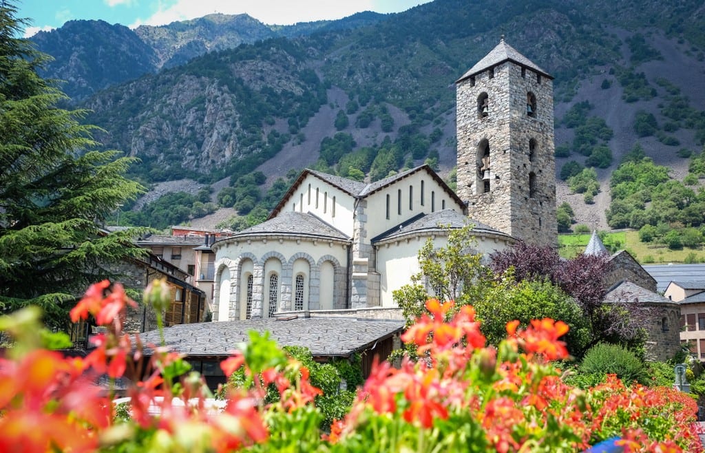 travel from barcelona to andorra